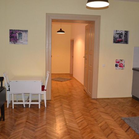 Casa Krone - Piata Sfatului Braşov Extérieur photo