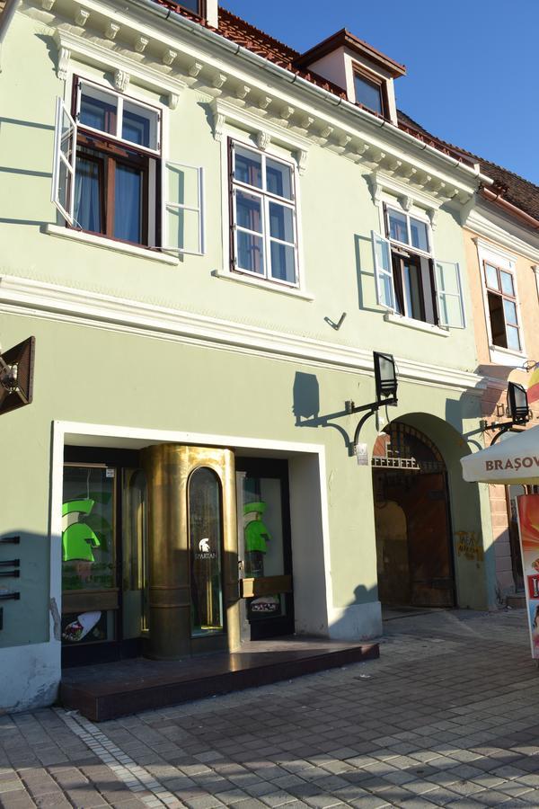 Casa Krone - Piata Sfatului Braşov Extérieur photo
