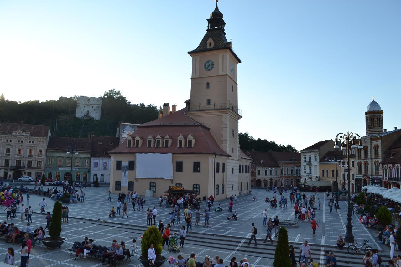 Casa Krone - Piata Sfatului Braşov Extérieur photo