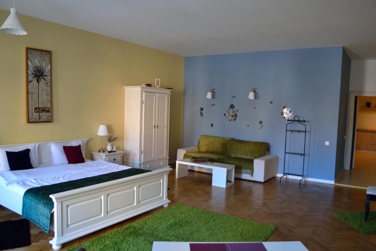 Casa Krone - Piata Sfatului Braşov Extérieur photo