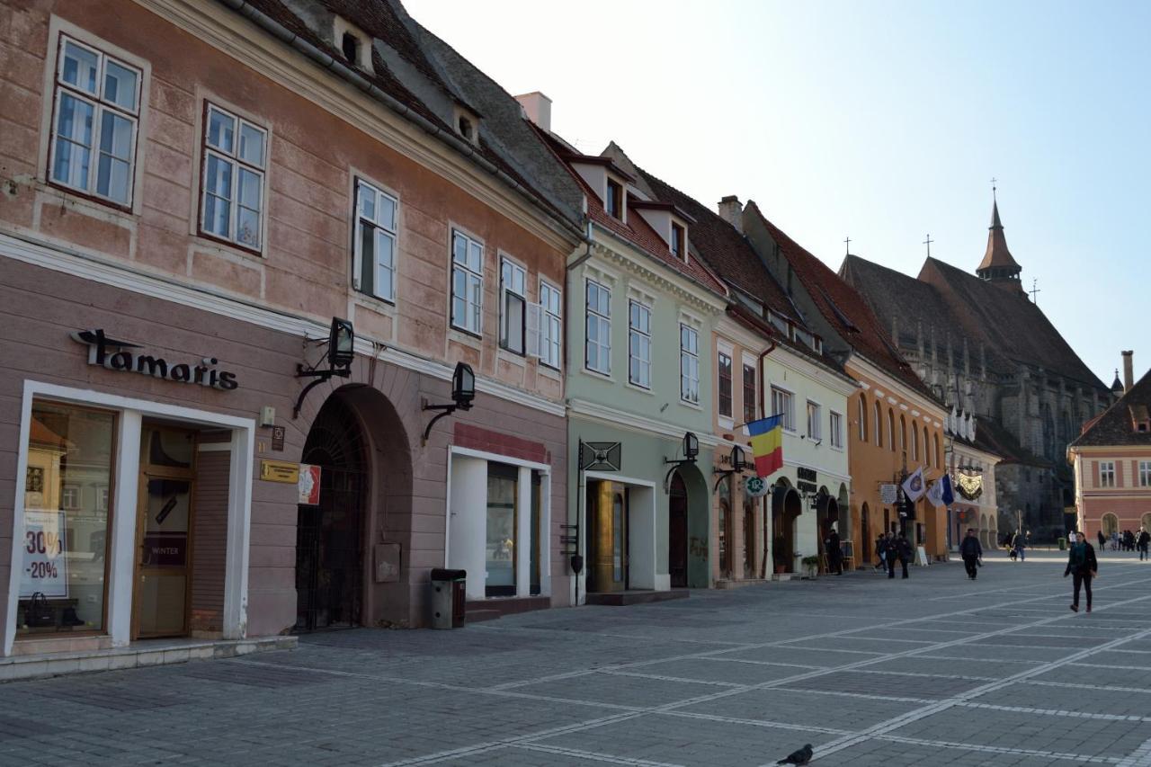 Casa Krone - Piata Sfatului Braşov Extérieur photo